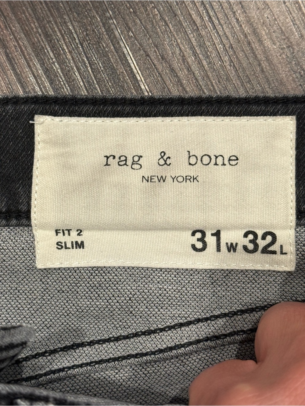rag & bone NWOT Men's Faded Straight Jeans - Picture 6 of 10